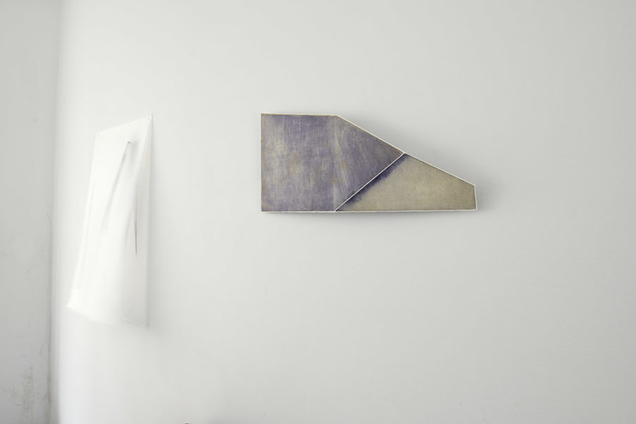 Intersti-Ciel, La Part Du Feu, Bruxelles, 2020, vues de l’exposition de Sarah Behets, taille douce, encre et photogramme