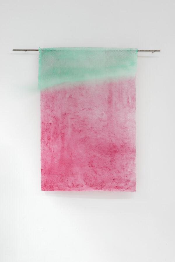 Un certain bougé, oeuvre réalisée par Sarah Behets,Aquarelle sur papiers Japon, 64x96cm, 2025 © photo : ZVDH